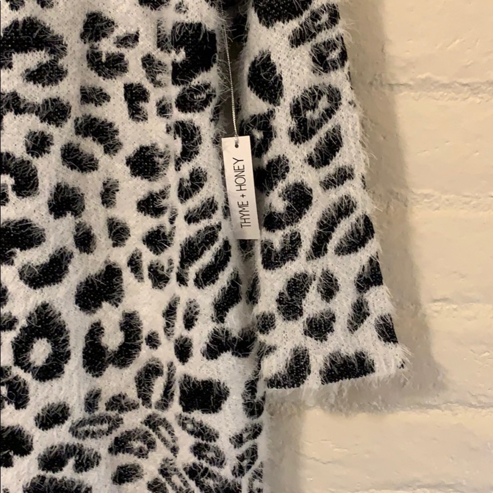 Thyme + Honey NWT - Picture 5 of 9